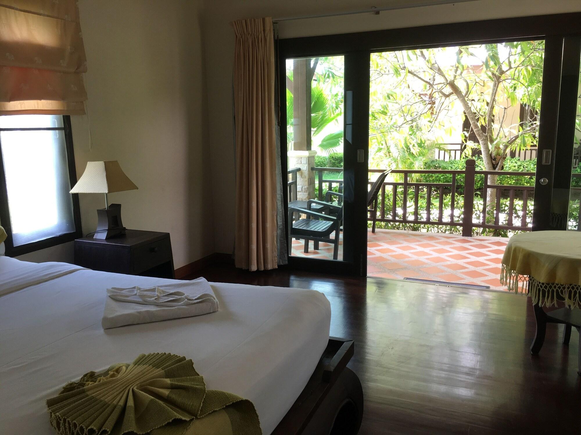 Grand Manita Beach Resort Lamai Beach  Exterior foto