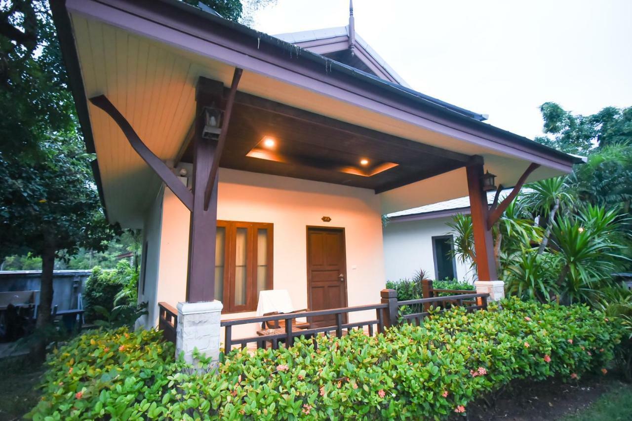 Grand Manita Beach Resort Lamai Beach  Exterior foto